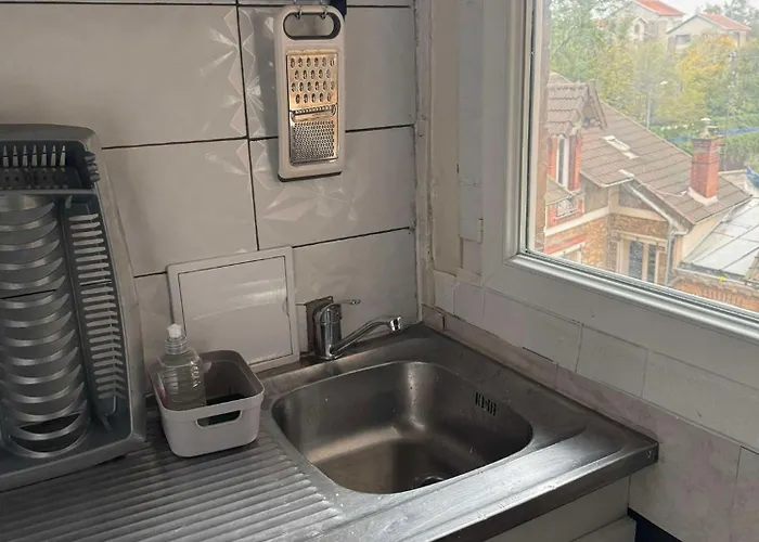 Ris Orangis Apartment